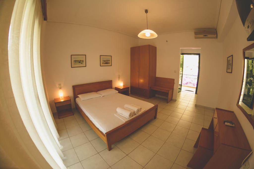 Althea Studios Lefkada อาโยส นิกีตัส ห้อง รูปภาพ